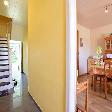 Ardennes Escape House For 12 People With Sauna, Billiards & Garden بيت للعطل *