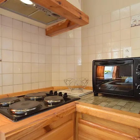 Ardennes Escape House For 12 People With Sauna, Billiards & Garden بيت للعطل