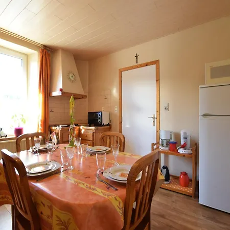 Ardennes Escape House For 12 People With Sauna, Billiards & Garden