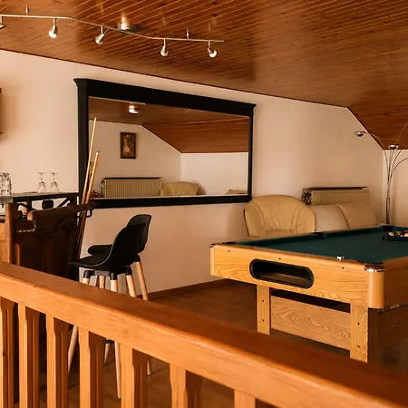 Ardennes Escape House For 12 People With Sauna, Billiards & Garden بيت للعطل Bovigny