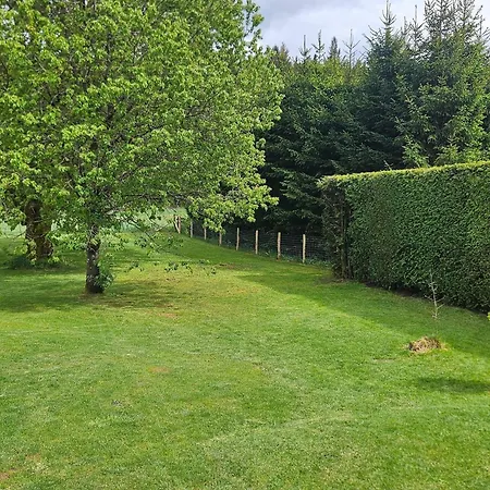 بيت للعطل Ardennes Escape House For 12 People With Sauna, Billiards & Garden